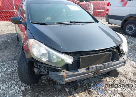 2015 Kia Forte Lx z USA, uszkodzony, nr VIN KNAFK4A65F5320535